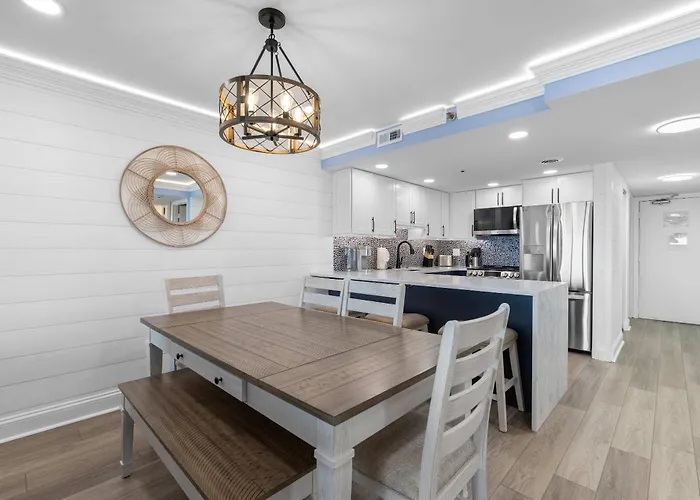 Holiday home Extraordinary Oceanfront Escape - Unit 709 *